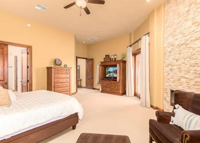 Az Desert Views Pool Sleep 8 Holiday home